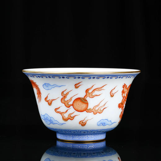 蓝边矾红龙纹杯 商品图3