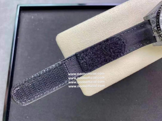 NOOB新品 匠心合一 追梦不止碳纤维定制版，腕表佩戴轻便，外表坚硬，每一只腕表都拥有不同的碳纤花纹。 【表壳】腕表尺寸40X12.4吻合原装。NOOB匠心铸造碳纤维劳力士的风采 商品图8