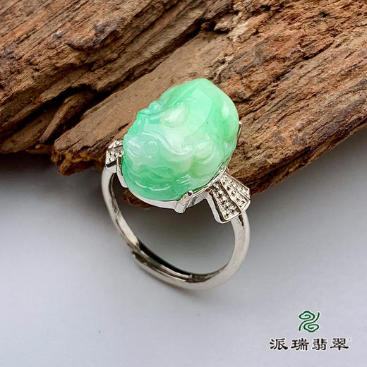 派瑞翡翠 翡翠戒面 糯种 绿色 银托镶嵌 商品图3