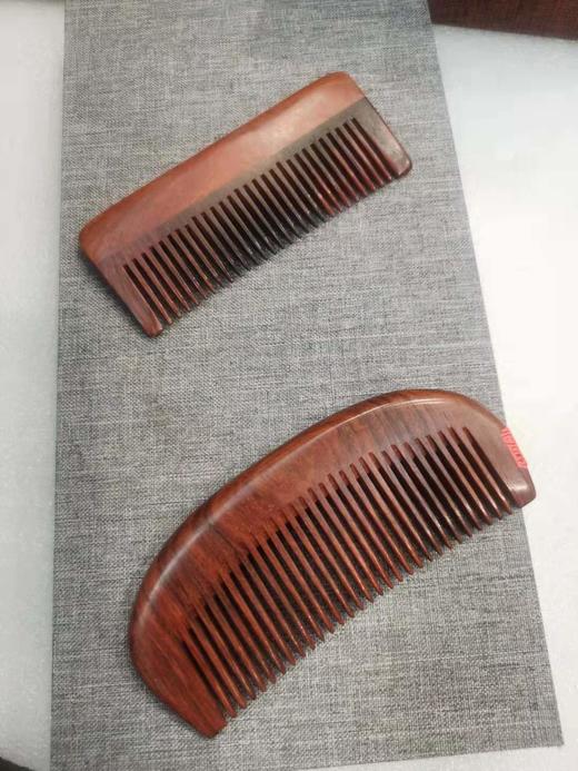 W°小叶紫檀梳（大小号） 商品图0