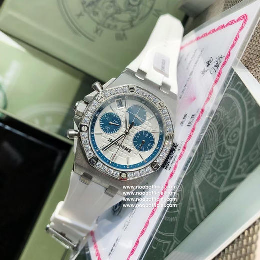 新皇家橡树离岸系列计时石英腕表，当下热门的爱彼女式腕表之一！A.P-爱彼皇家橡树离岸型系列，表盘饰以Lady Tapisserie格纹装饰，呈现出更强的视觉冲击效果 商品图10