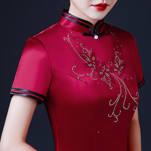 上海旗袍厂LHS-2034新款婚礼 时尚年轻款大气喜婆婆婚宴装红色连衣裙 旗袍春 商品图2