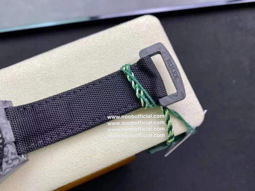 NOOB新品 匠心合一 追梦不止碳纤维定制版，腕表佩戴轻便，外表坚硬，每一只腕表都拥有不同的碳纤花纹。 【表壳】腕表尺寸40X12.4吻合原装。NOOB匠心铸造碳纤维劳力士的风采 商品图7