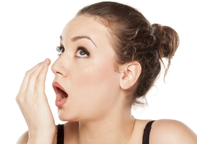 口气难闻太尴尬？学习这几招，让你外出做清新女孩！