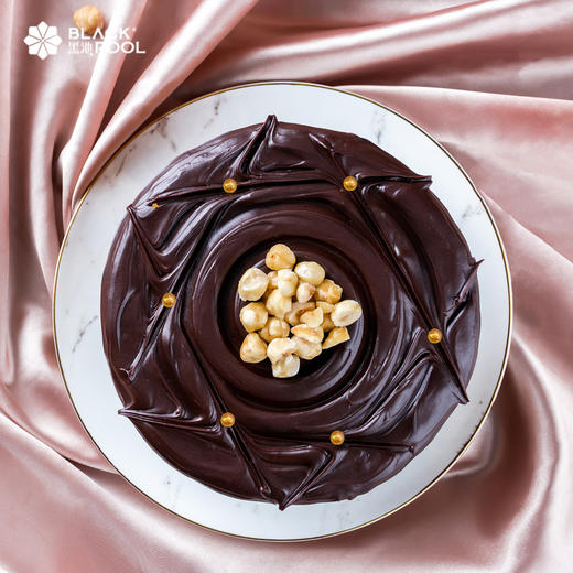 【熔岩榛子巧克力蛋糕】味道浓郁、脆滑口感 商品图2