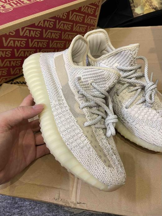 椰子350，如图实拍色，37码，适合36或36.5的脚，孤品特价，无包装 商品图1