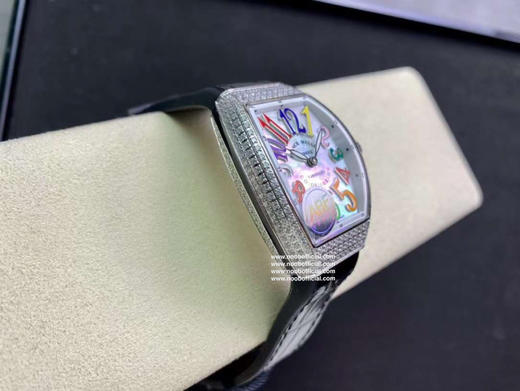 ABF 法兰克 法穆兰 女表 深海珍珠贝 V32 系列 1.字面以大西洋进口深海珍珠贝面 色泽光彩靓丽 拱形压弯贝壳成品率极低 再立体镶嵌 数字真丁 与原版保持100%一致 商品图7