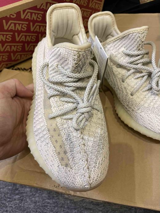 椰子350，如图实拍色，37码，适合36或36.5的脚，孤品特价，无包装 商品图2