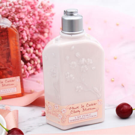 欧舒丹甜蜜樱花润肤露250ml 商品图0