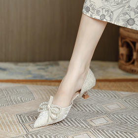 【服饰鞋包】淇路缘中跟夏季珍珠尖头细跟仙女风时装包头中空凉鞋