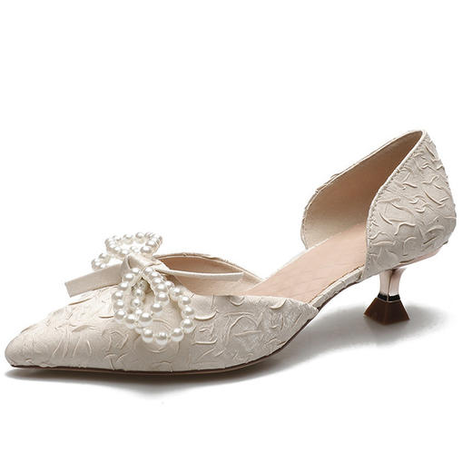 【服饰鞋包】淇路缘中跟夏季珍珠尖头细跟仙女风时装包头中空凉鞋 商品图4