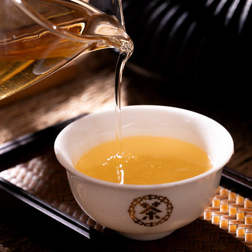 中粮-中茶2019年（生茶）邦东乔木普洱茶生茶 357g/饼 /云南干仓直发 商品图1