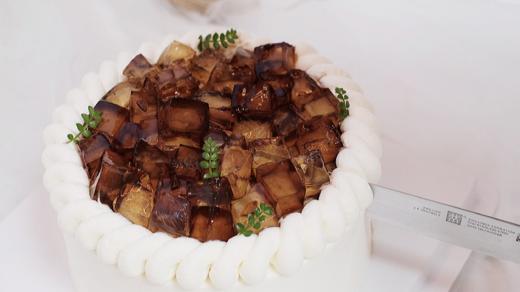 生椰拿铁蛋糕 | 咖啡糯米胚+椰子香缇奶油 商品图1