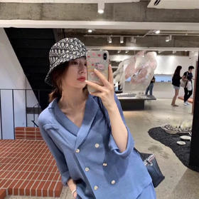 如图迪奥帽子，高品质，全新孤品清仓特价，无包装