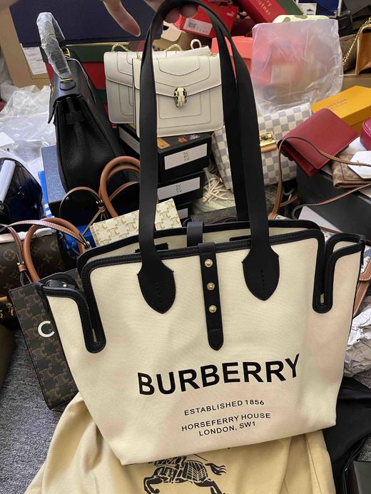 Burberry帆布子母购物袋，内里还有一个小包，实拍高品质，孤品清仓特价处理，配防尘袋包装，原价380，学生党，上班族，宝妈，超实用！！！超值！！！ 商品图1