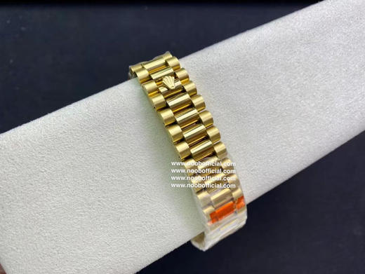 DDS 天空之作星期日历型系列36mm（m228239-0055）“真陨石”代用字面，来自遥远的外太空，采用瑞典进口Muonionalusta陨铁打造而成，精心挑选每一片 商品图8