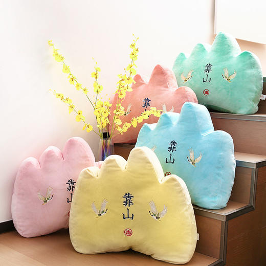 【背有靠山】文创熊掌五行靠山枕,背有靠山抱枕