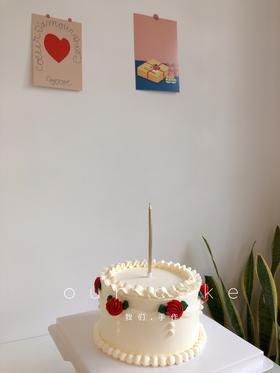 白色简约花朵复古蛋糕-低糖处理无添加