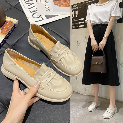 【服饰鞋包】jk英伦风一脚蹬软底平底小皮鞋 商品图1