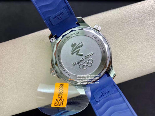 『OR新表』欧米茄海马2022 特别版腕表 Seamaster Diver 300M Beijing 2022 Special Edition新作依然采用42mm 精钢表壳，钛金属表圈浮雕 商品图6