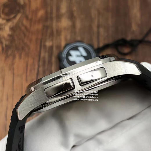 每一次选择都是一次超前的勇气
PPF Factory2025勇攀高峰 成功还原百达翡丽Aquanaut系列5164A-001腕表 整个手表基于正品original原版开模的super copy版本❕❕ 商品图2