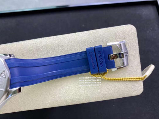 『OR新表』欧米茄海马2022 特别版腕表 Seamaster Diver 300M Beijing 2022 Special Edition新作依然采用42mm 精钢表壳，钛金属表圈浮雕 商品图3