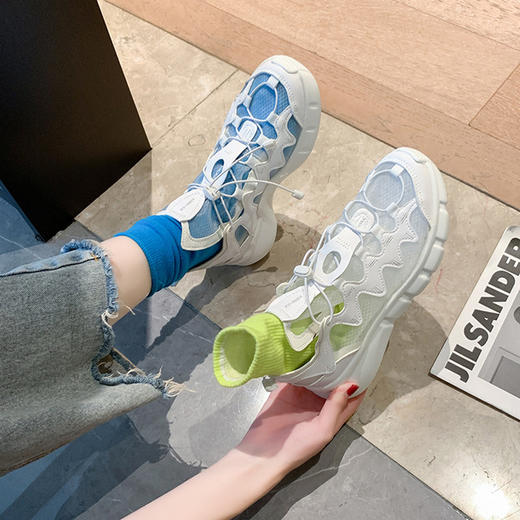 【服饰鞋包】谷韵薄纱松紧带透气休闲跑步老爹鞋 商品图1