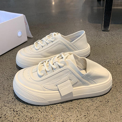 【服饰鞋包】谷韵女生小白鞋薄款大头厚底时尚老爹皮鞋 商品图0