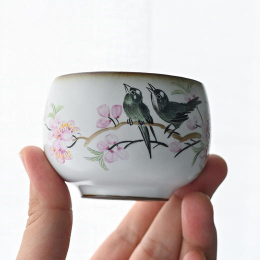 「景德镇粉彩手绘水点桃花主人杯」花鸟月白汝瓷 开片主人杯 复古主人杯 商品图3