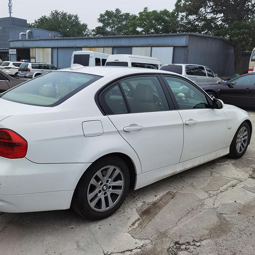 【特价月租-北京】宝马 3系 320i 豪华型 商品图9