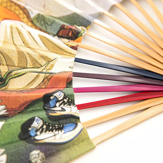 收藏系列 DarrenZhou×朱敬一×王星记《 水调歌头》市玉骨绢扇 100*31cm 商品图3