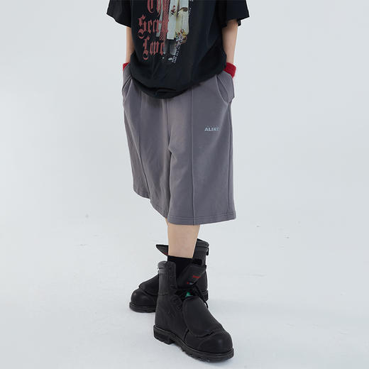 POH「ALIKE」基础街头休闲宽松廓形三色卫裤夏季百搭潮牌短裤男潮 商品图1