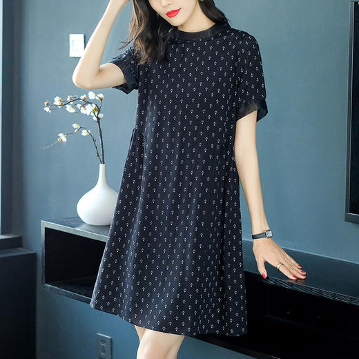 丁摩2021夏季新品女装加比勒船锚印花黑色真丝欧根纱显瘦连衣裙19319 商品图0