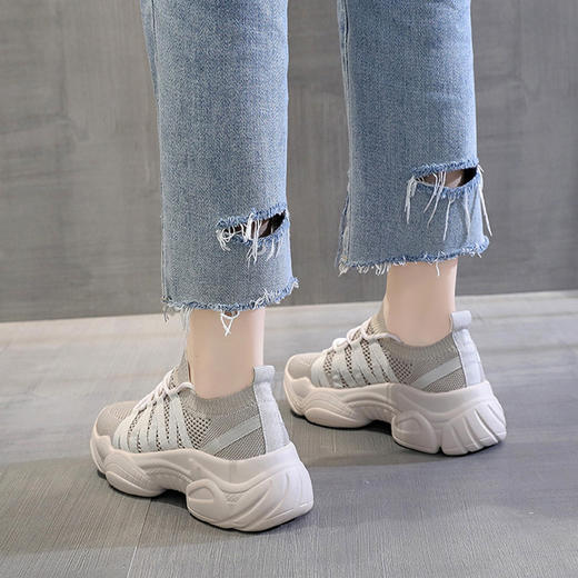 【服饰鞋包】皮利金厚底增高透气镂空网面运动凉鞋 商品图2