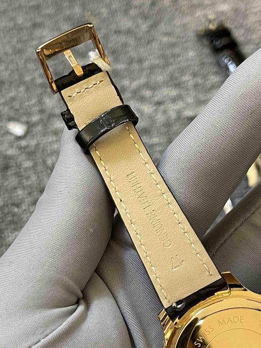 施华洛世奇女士石英腕表，颜值超高，原499，孤品清仓特价处理，无包装 商品图9