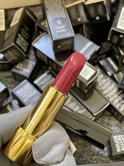 外贸原单高品质口红💄特价清仓活动，包装和颜色都是一比一，香味也是一样，88一支，158任选2支，超值， 商品图7