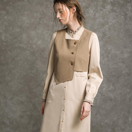 famecoco范可儿连衣裙套装两件套秋连衣裙马甲时尚套装F216EA002 商品图3