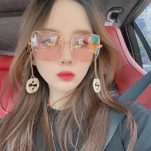 价值4800 高级女王风！古家耳坠系列限量女款墨镜 知性气质 大牌风范 灵动活泼 有气质显脸小 适合各种脸型 佩戴舒适 眼镜链可拆卸 数量有限！ 商品图3