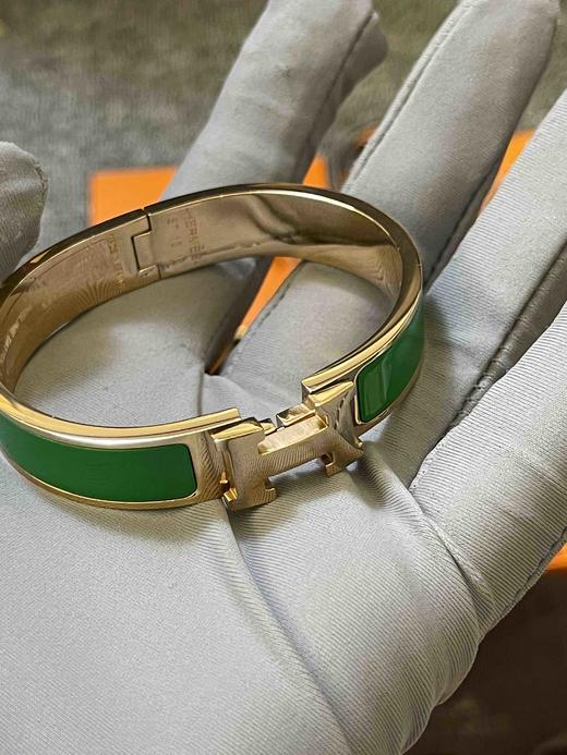 如图爱马仕H原单手镯，珐琅+合金，正品材质一样，样板清仓，有盒子，17厘米以下手围可戴，原价299 商品图4