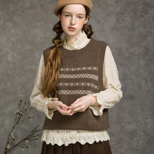 famecoco范可儿背心马夹女秋复古提花百搭外穿马甲上衣F216CA002 商品图2