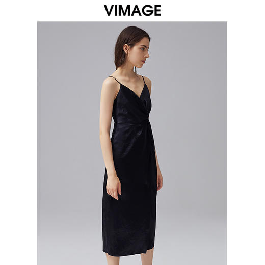 VIMAGE纬漫纪夏季新款时尚舒适性感吊带开叉连衣裙女裙V1507182 商品图2