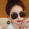价值4800 高级女王风！古家耳坠系列限量女款墨镜 知性气质 大牌风范 灵动活泼 有气质显脸小 适合各种脸型 佩戴舒适 眼镜链可拆卸 数量有限！ 商品缩略图1