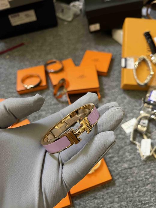 如图爱马仕H原单手镯，珐琅+合金，正品材质一样，样板清仓，有盒子，17厘米以下手围可戴，原价299 商品图2