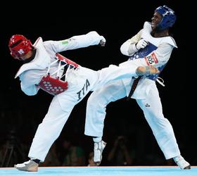 跆拳道的三个基本动作