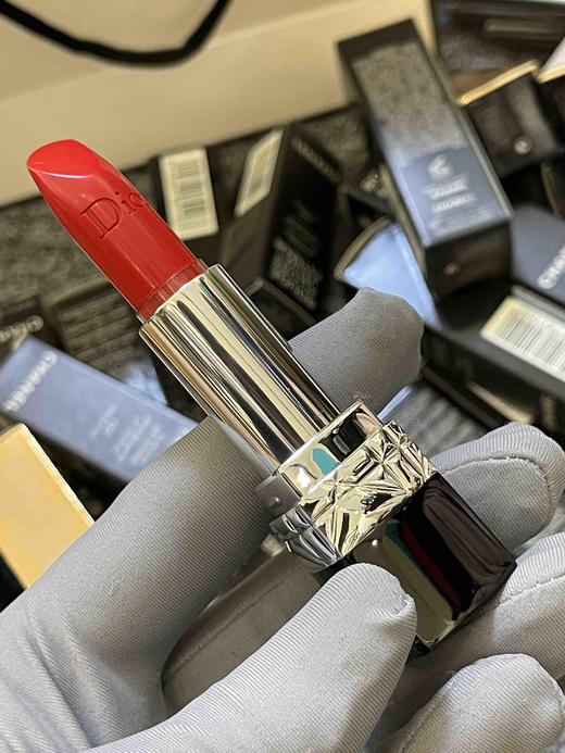 外贸原单高品质口红💄特价清仓活动，包装和颜色都是一比一，香味也是一样，88一支，158任选2支，超值， 商品图5