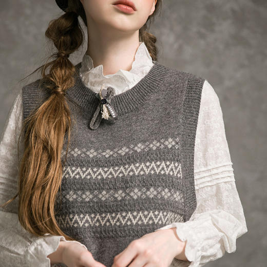 famecoco范可儿背心马夹女秋复古提花百搭外穿马甲上衣F216CA002 商品图3