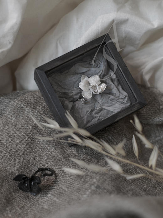 Fireflies  银白色/做旧黑 orchid珐琅戒 商品图0