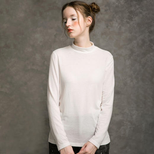 Famecoco范可儿纯色T恤女秋季百搭简约半高领打底衫上衣F216BB009 商品图2