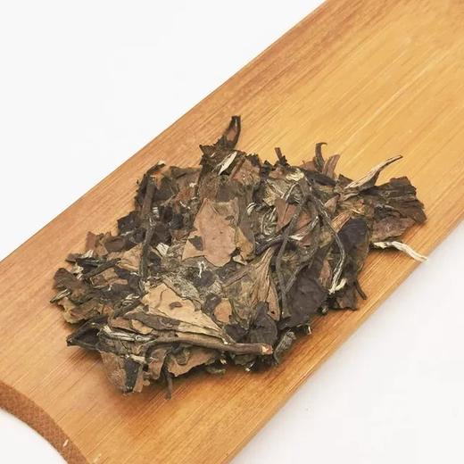 白茶 | 恒春源 荒叶叁年 17年老白茶 寿眉饼350g 商品图3
