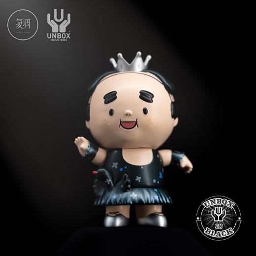 现货 Unbox 江大叔 纯黑版Chubby Ojisan 搪胶 潮玩 摆件 商品图0